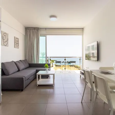 アパート Stunning Sea-views Apt,