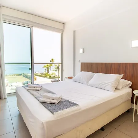 アパート Stunning Sea-views Apt, *