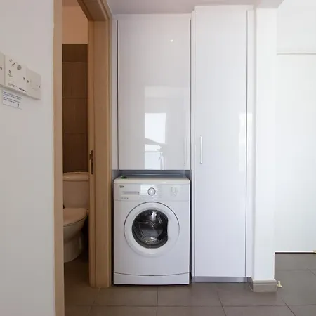 Stunning Sea-views Apt, プロタラス