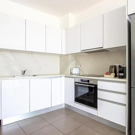 Lejlighed Stunning Sea-views Apt,